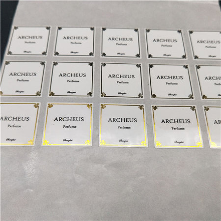 Custom Printing Transparent Clear Gold Foil Self Adhesive Roll LOGO Label Sticker