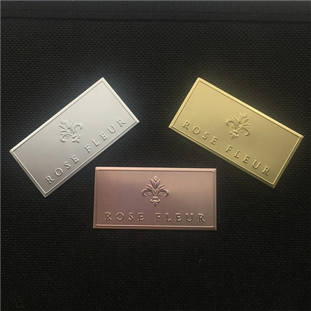 Custom brand name silk screen printing silicone UV heat transfer 3d printing label logo label for cosmetic
